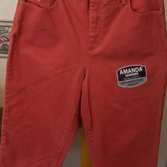 New Gloria Vanderbuilt Deep Apricot Amanda Skimmer Bling Back Pocket Denim Capri - Picture 1 of 7